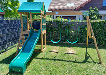 Plac zabaw w Twoim ogrodzie. Na co warto postawić?